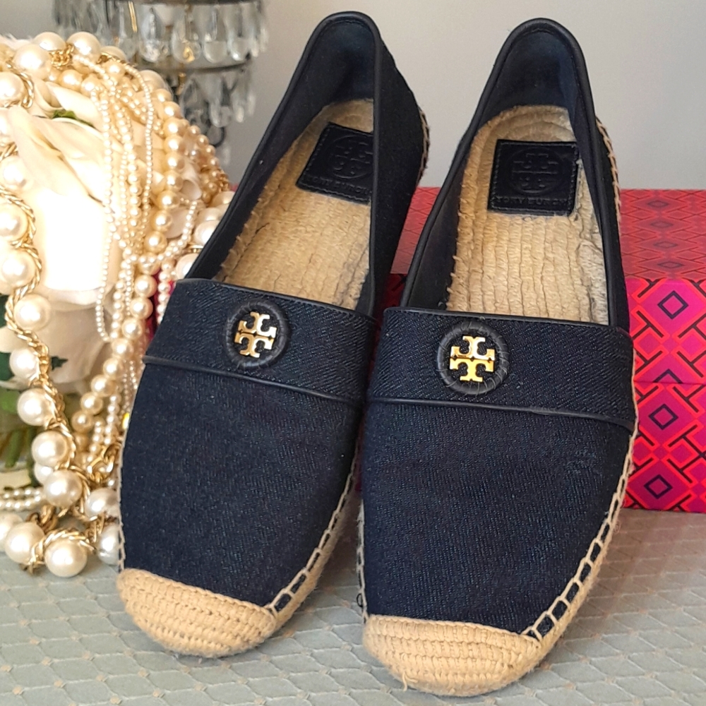 Tory Burch Gorgeous Denim Loafers!